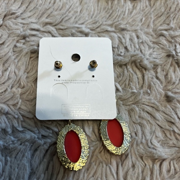 $4 ADD ON ITEM - Gem Stone Drop Earrings - Coral - Picture 3 of 3